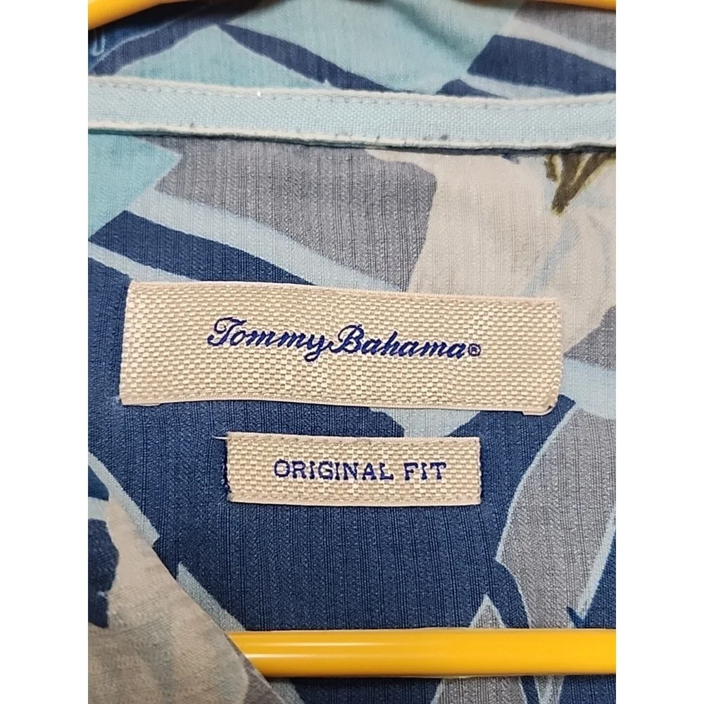 TOMMY BAHAMA Button WHITE HIBISCUS ARNOTTIANUS 100% SILK HAWAIIAN SHIRT‎ XL
